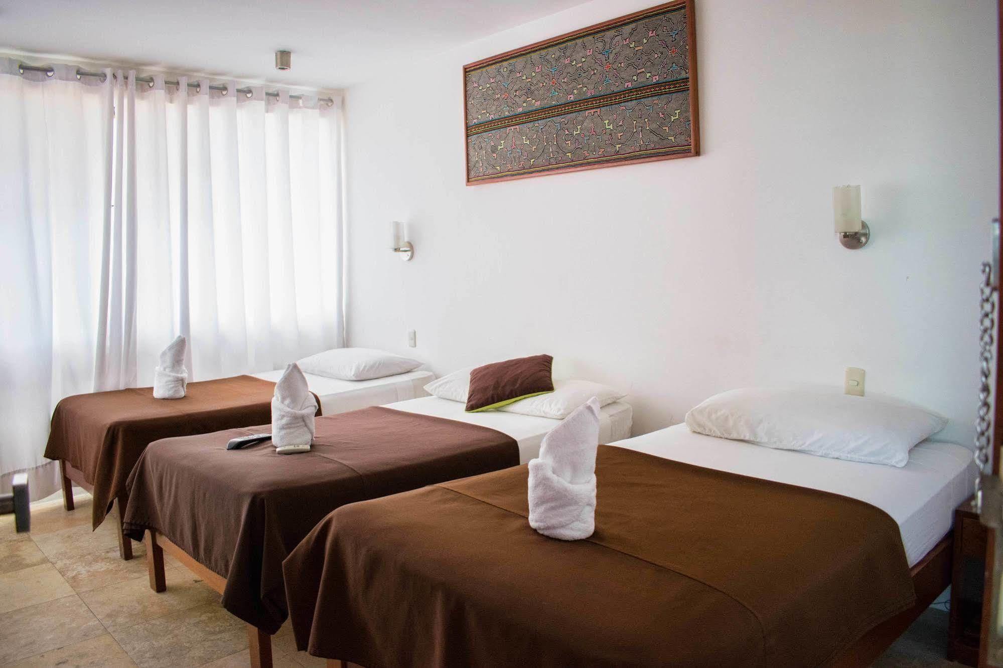 Amazon Hotel Ικίτος Εξωτερικό φωτογραφία