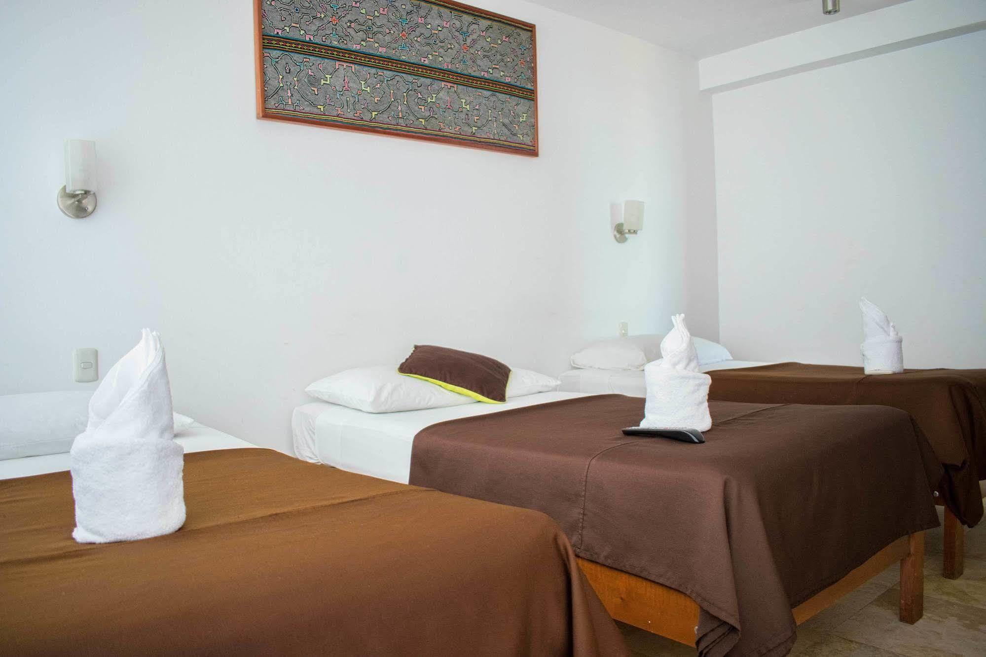 Amazon Hotel Ικίτος Εξωτερικό φωτογραφία