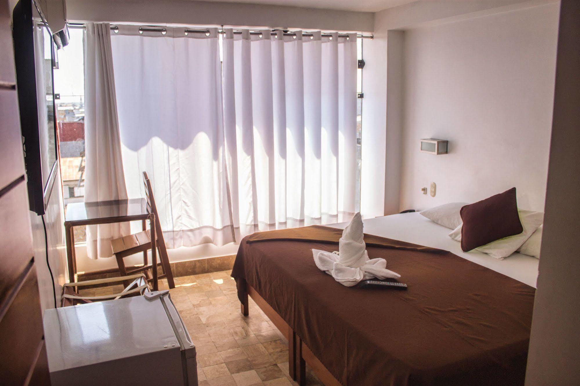 Amazon Hotel Ικίτος Εξωτερικό φωτογραφία